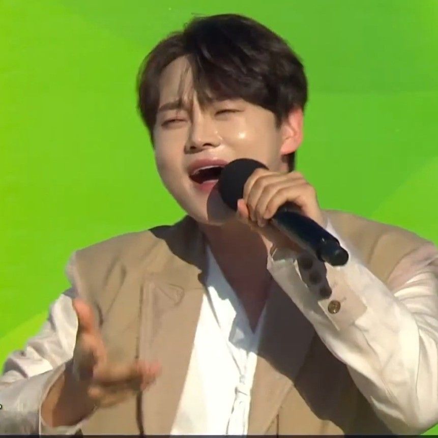 박서진 최근 활동샷