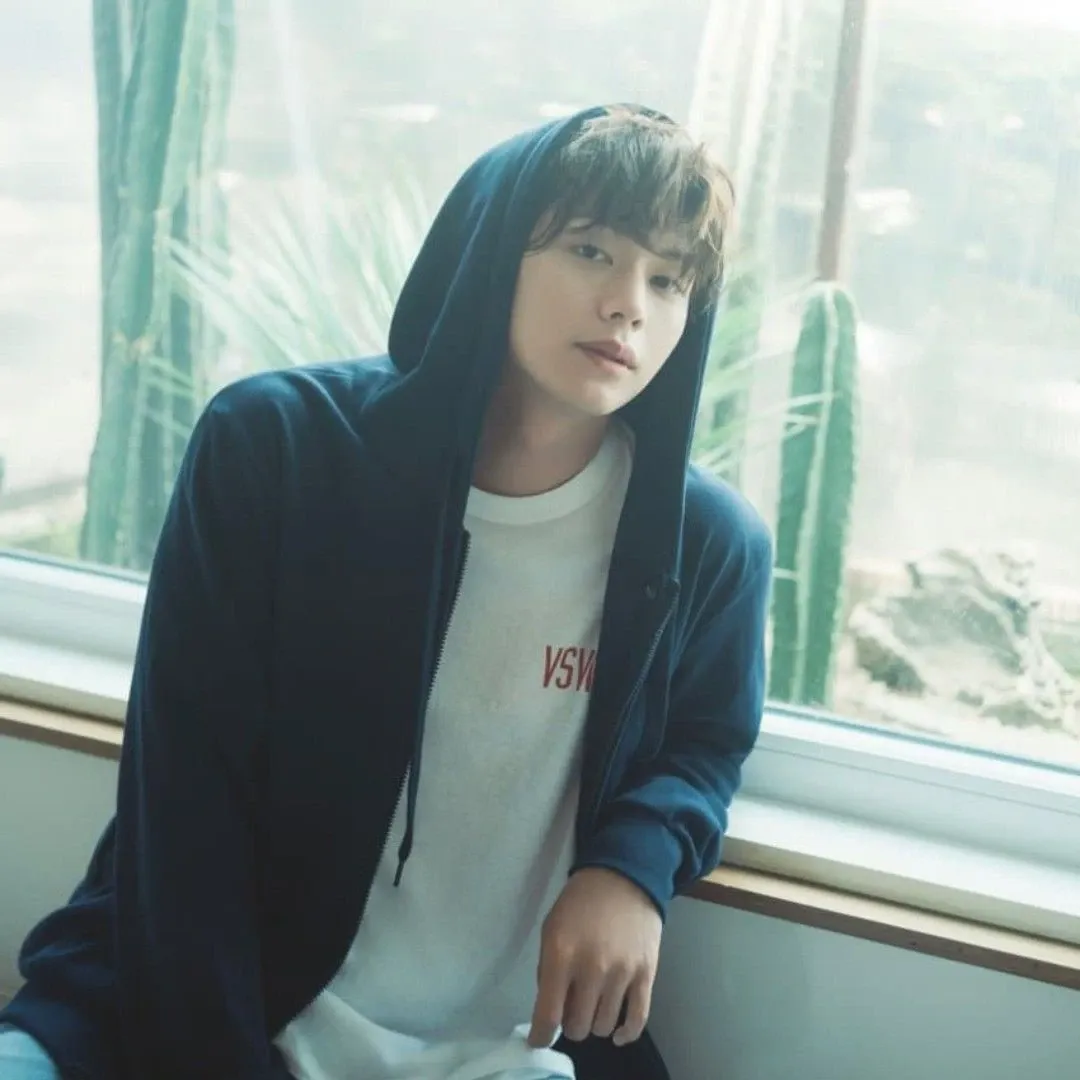A moment captured by a fan of Yook Sungjae