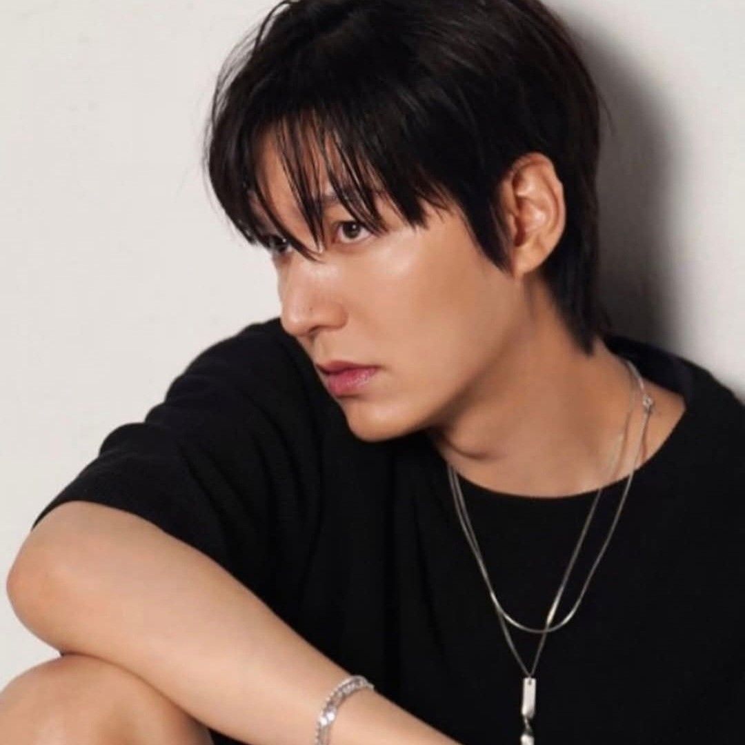 Recent activity shot of Lee Minho