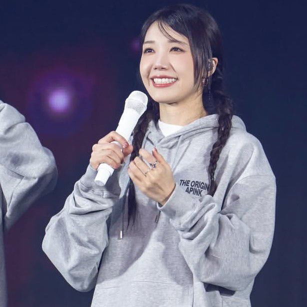 Foto kegiatan terbaru dari Jung Eunji