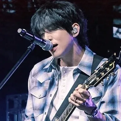 Behind-the-scenes cut of Lee Seungyoon
