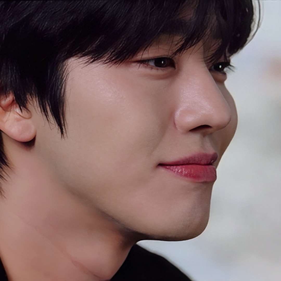 Latest photo of Ahn Hyoseop