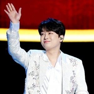 Foto terbaru dari Lee Chanwon