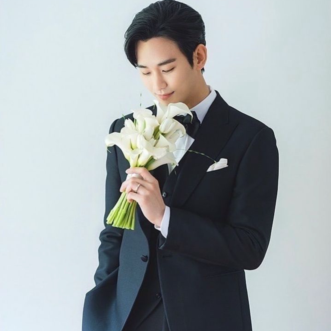 Recent activity shot of Kim Soohyun