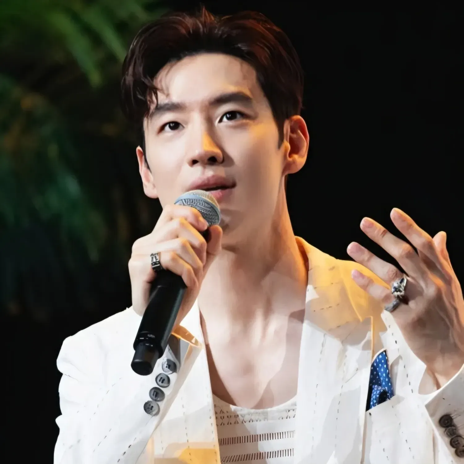 Recent activity shot of Lee Jaehoon