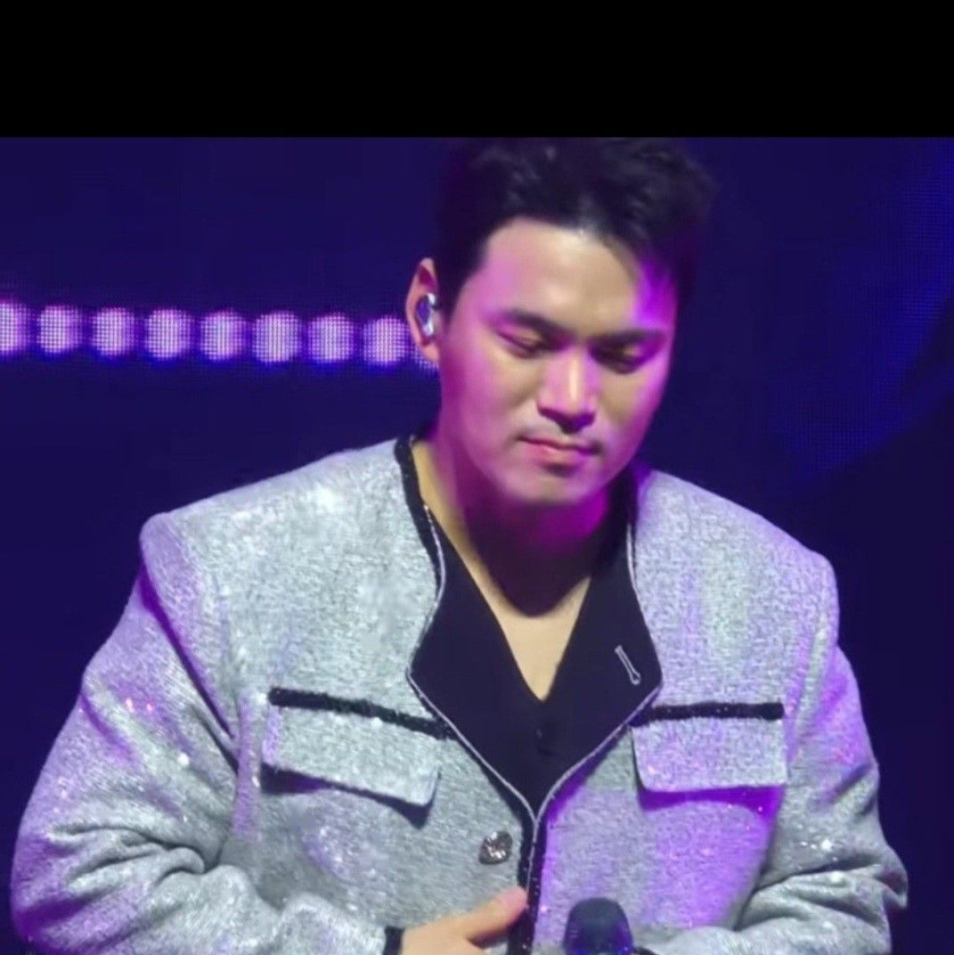 Recent activity shot of Cheonrokdam