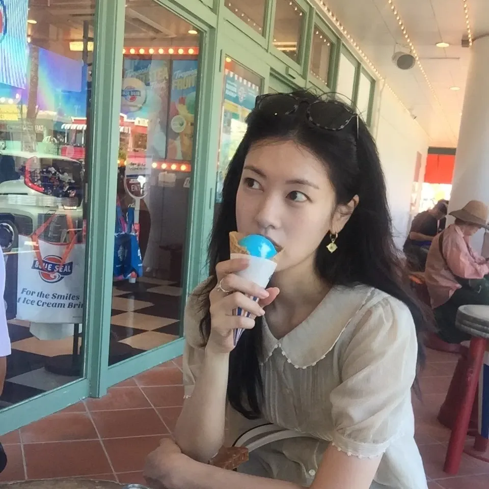 Behind-the-scenes cut of Jung Somin