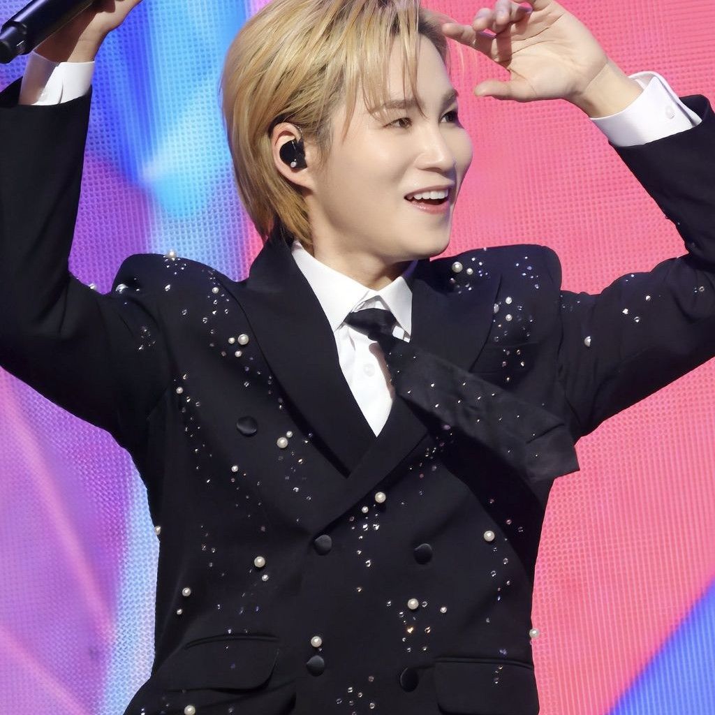 김희재의 최신 사진