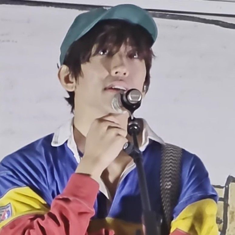 Latest photo of Lee Seungyoon