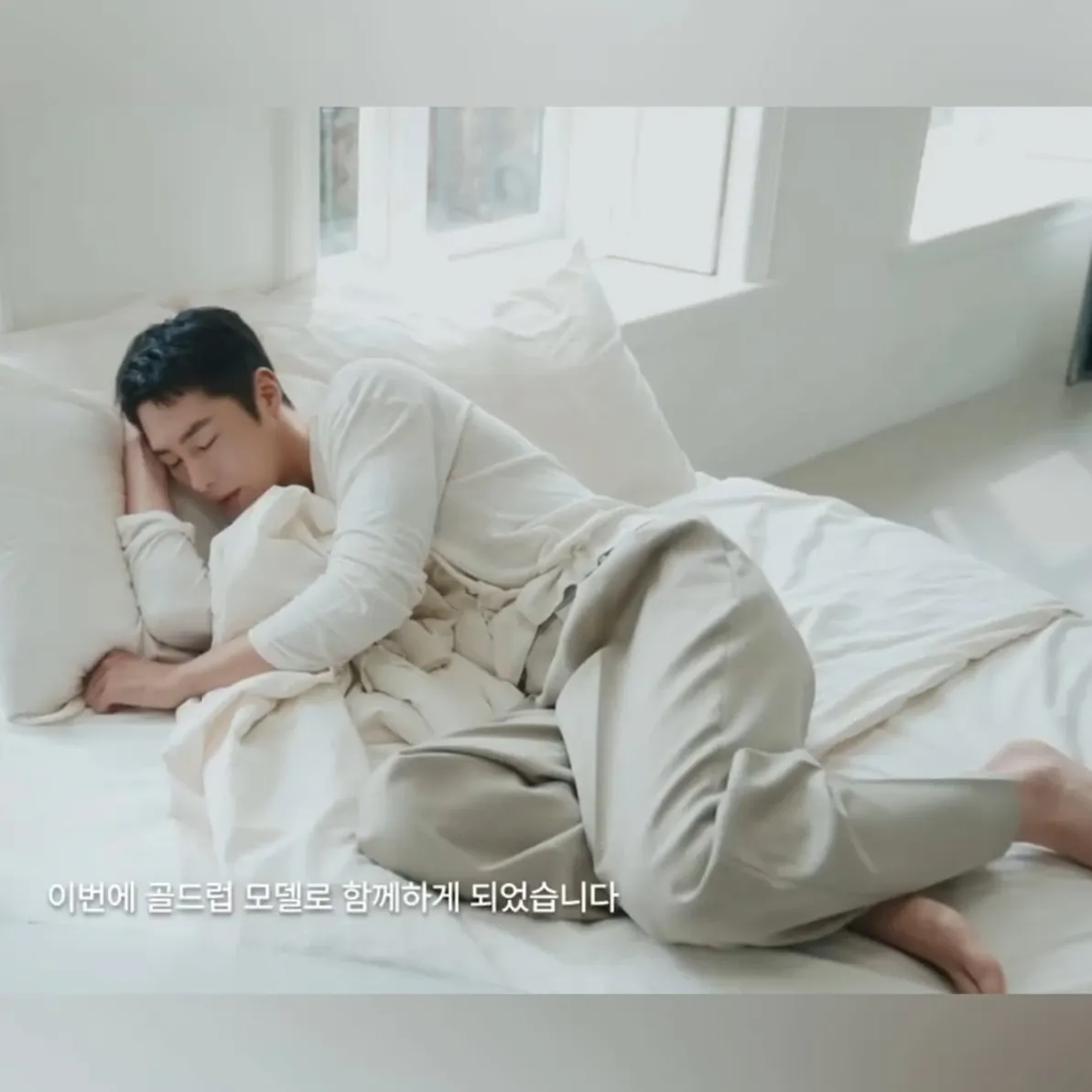 Foto kegiatan terbaru dari Lee Jaewook