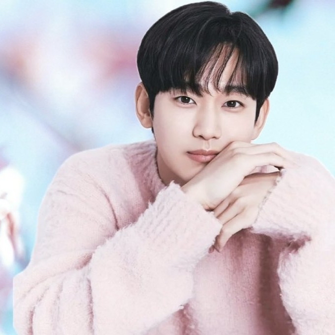 金秀賢的幕後花絮