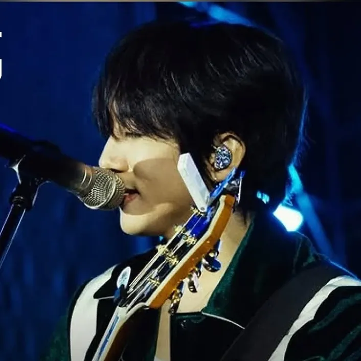 Recent activity shot of Lee Seungyoon