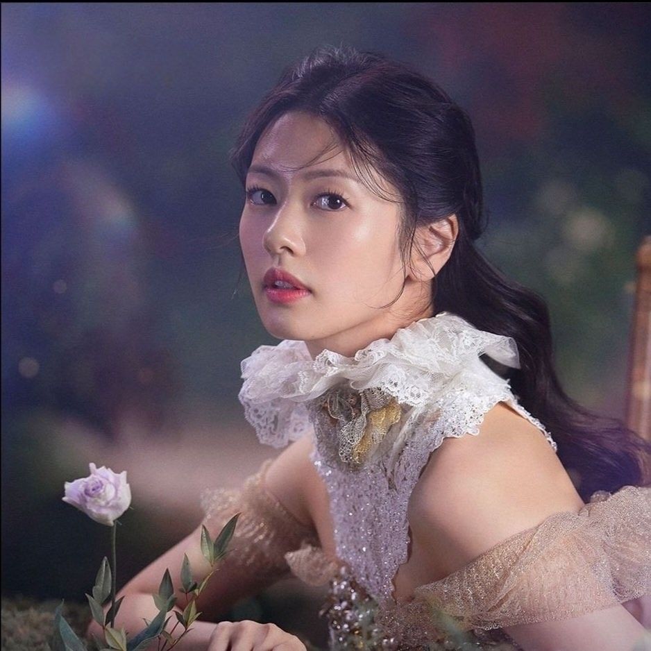 Recent activity shot of Jung Somin