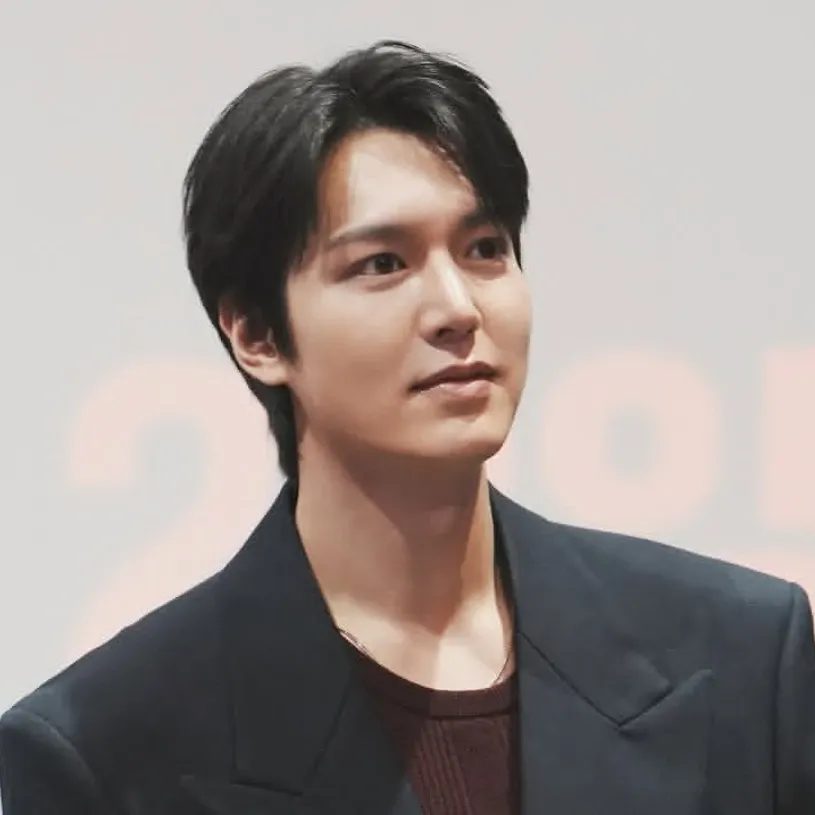 Recent activity shot of Lee Minho