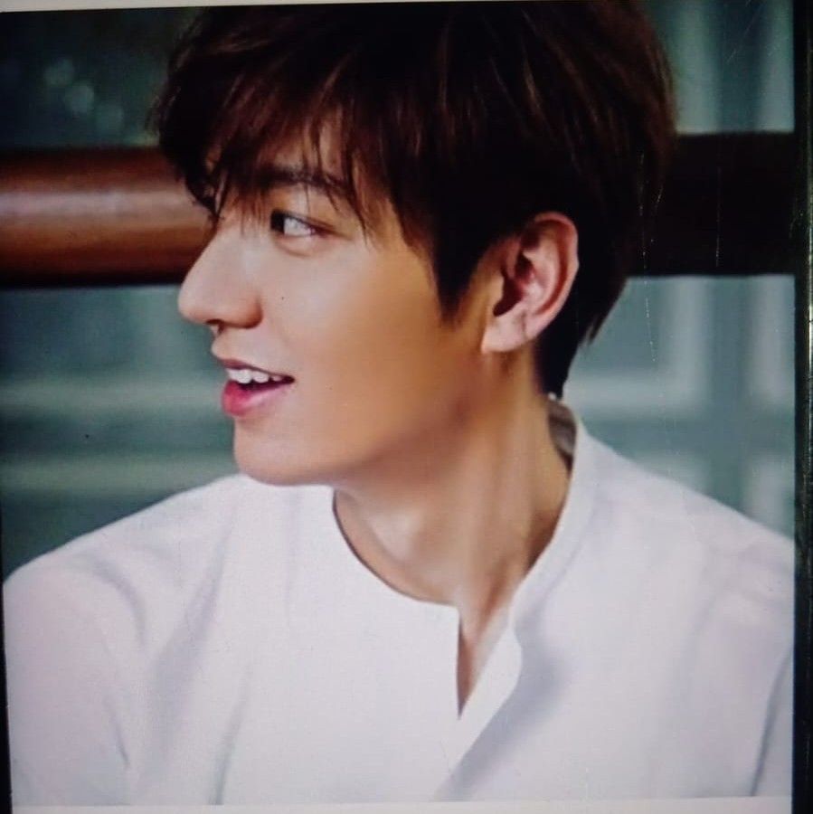 Recent activity shot of Lee Minho