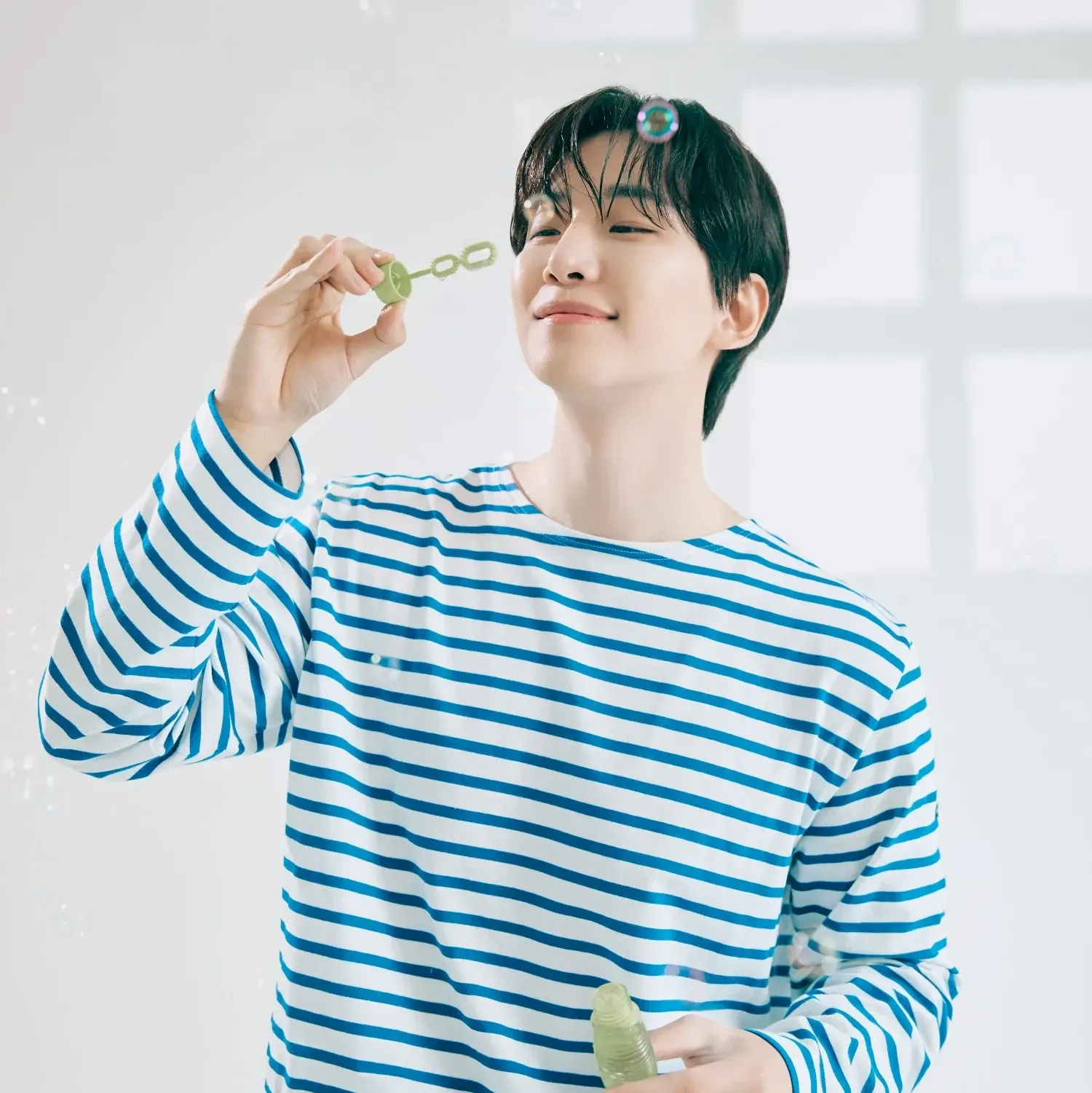 Cuplikan di balik layar dari Lee Junho