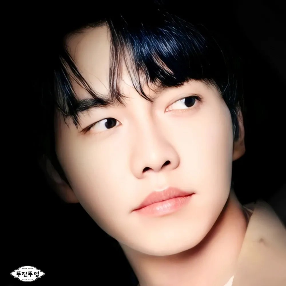 Foto terbaru dari Lee Seunggi