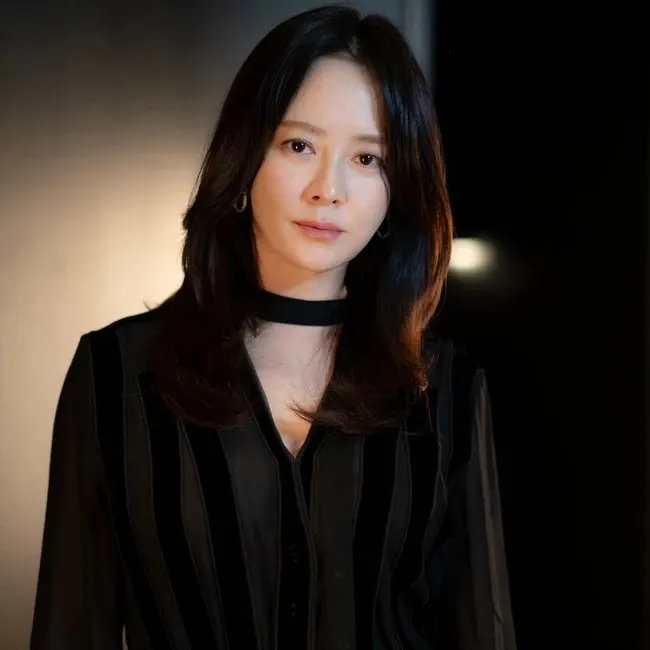 Cuplikan di balik layar dari Song Jihyo