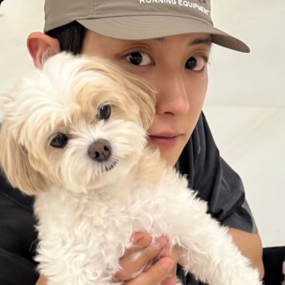 A moment captured by a fan of Chanyeol