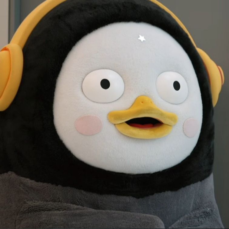 ペンスの最近の活動ショット