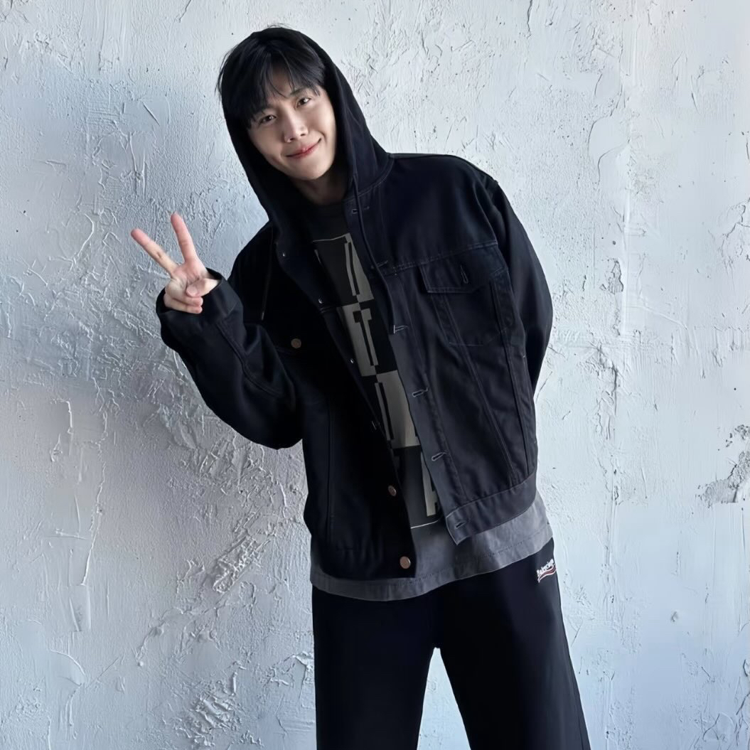 Recent activity shot of Kim Seonho