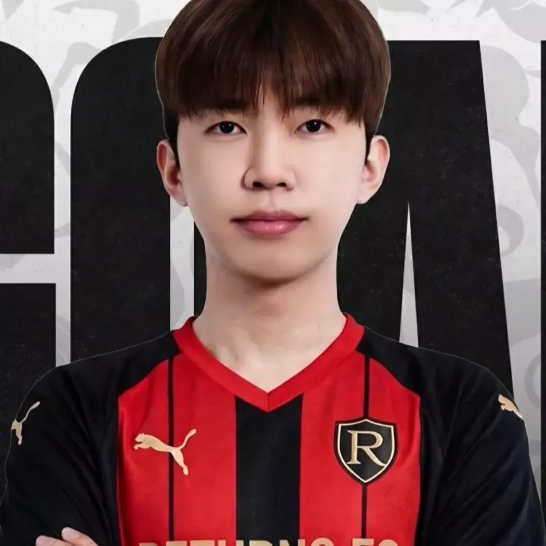 Foto kegiatan terbaru dari Lim Youngwoong