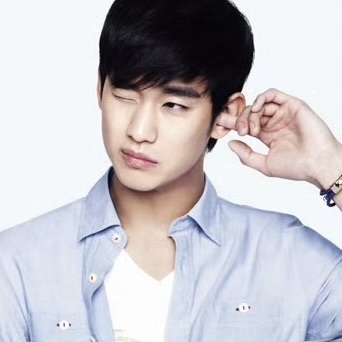 A moment captured by a fan of Kim Soohyun