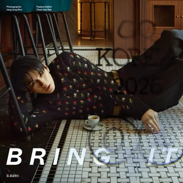 粉絲拍下的邕聖祐瞬間