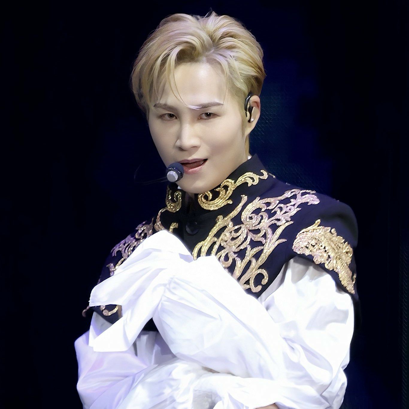 Cuplikan di balik layar dari Kim Heejae