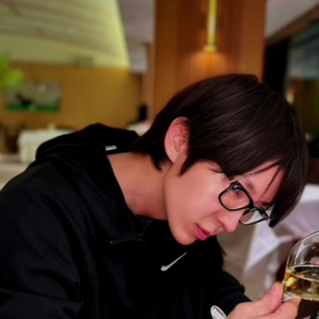 Latest photo of Lee Joongi