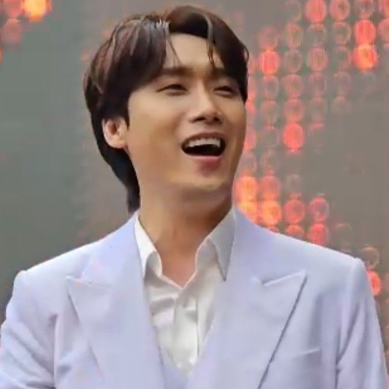 Latest photo of Choi Woojin