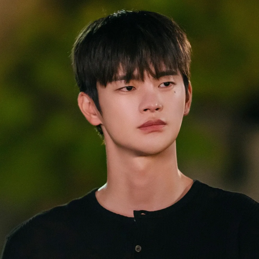 A moment captured by a fan of Seo Inguk
