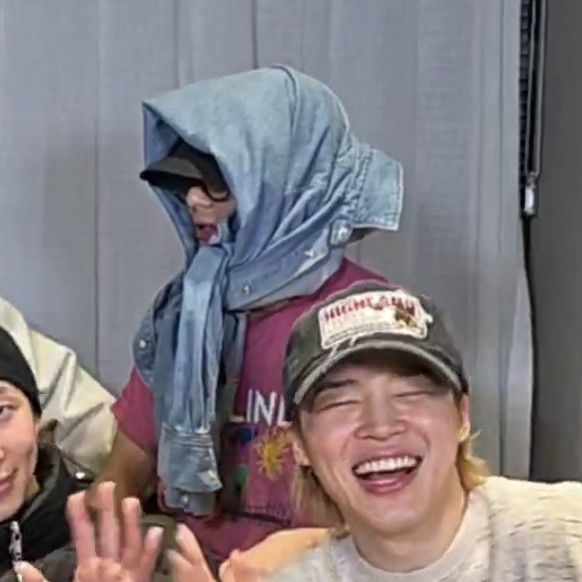 Latest photo of Kim Taehyung (V)