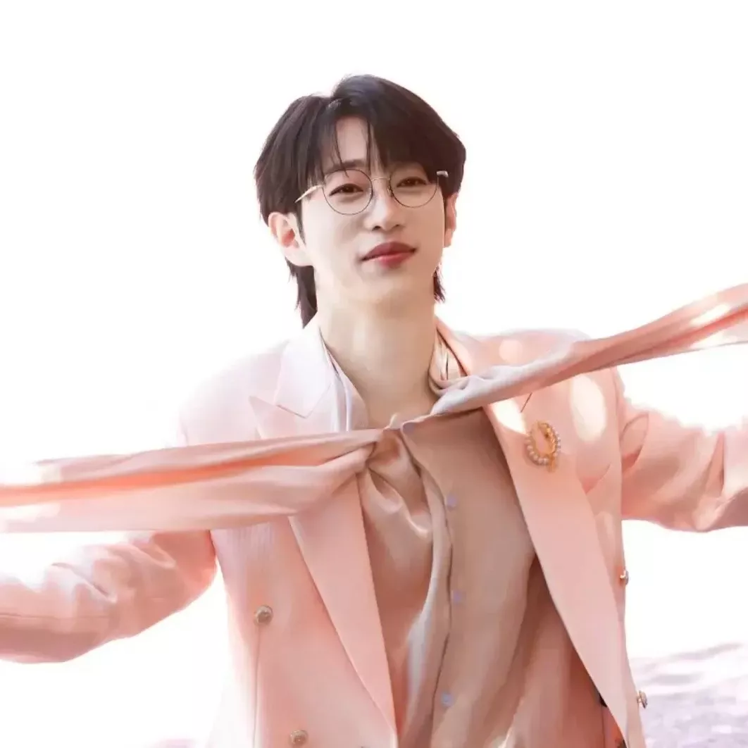 Latest photo of An Sunghoon