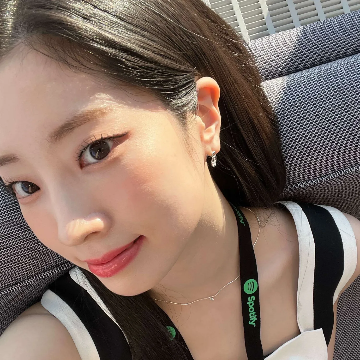 Behind-the-scenes cut of Dahyun