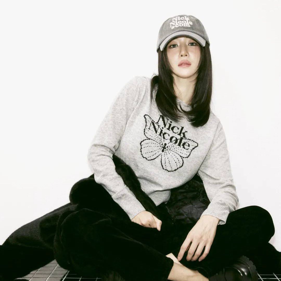 Latest photo of Seo Yeaji