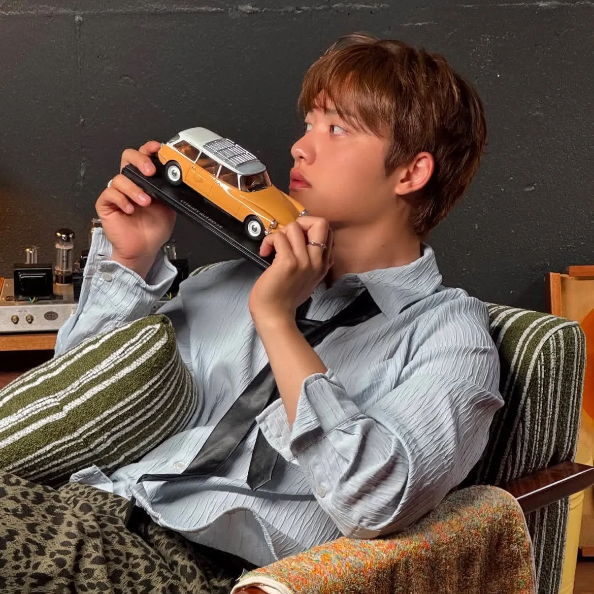 Cuplikan di balik layar dari Doh Kyungsoo (D.O.)