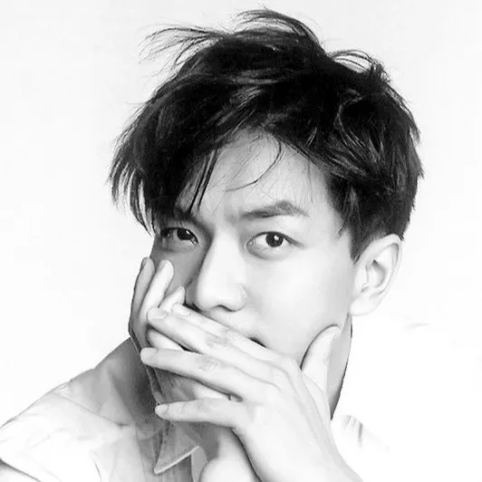 Foto kegiatan terbaru dari Lee Seunggi