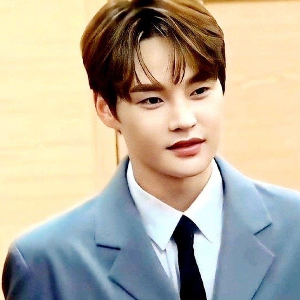 Recent activity shot of Park Seojin