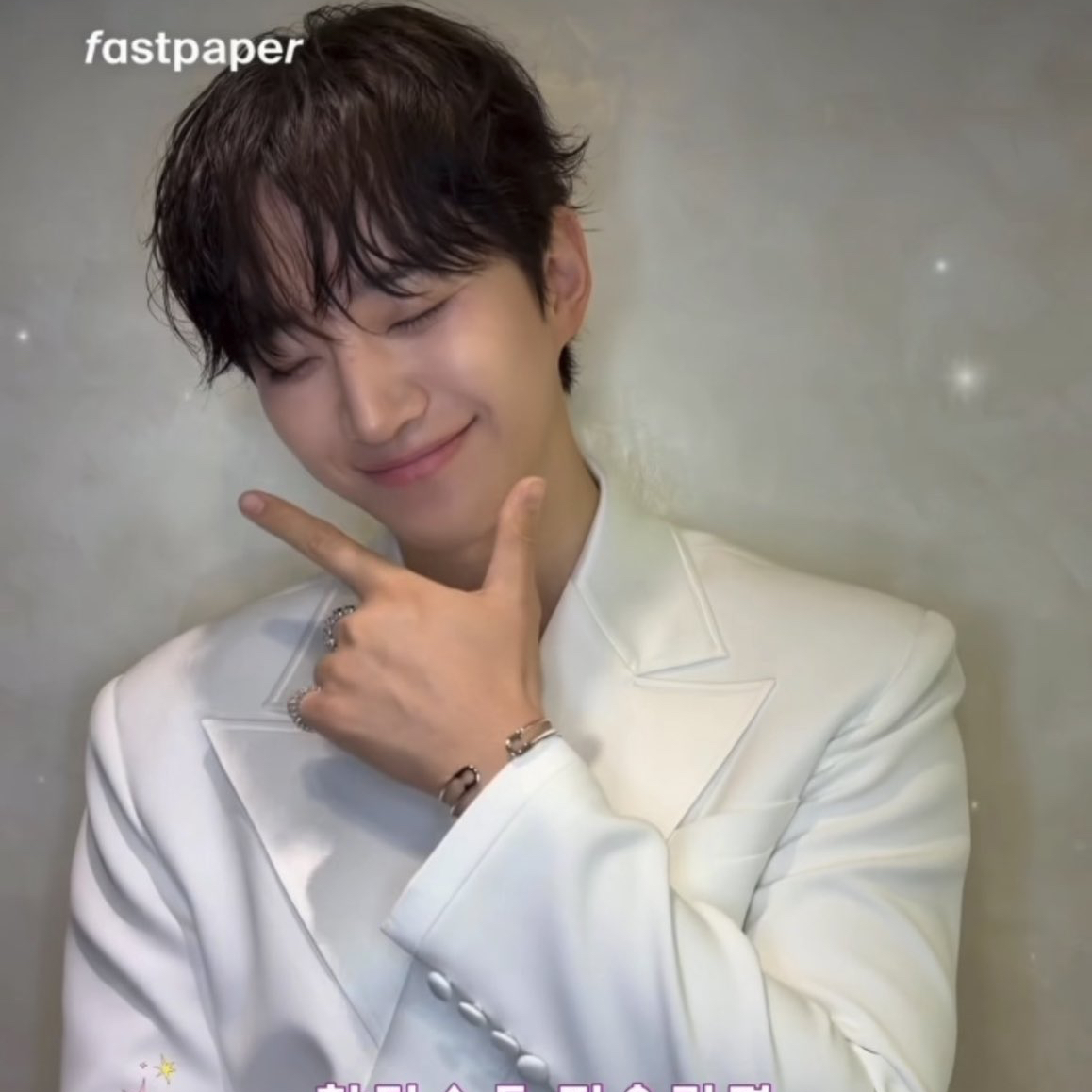 Foto kegiatan terbaru dari Lee Junho