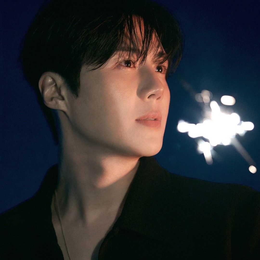 Behind-the-scenes cut of Kim Seonho