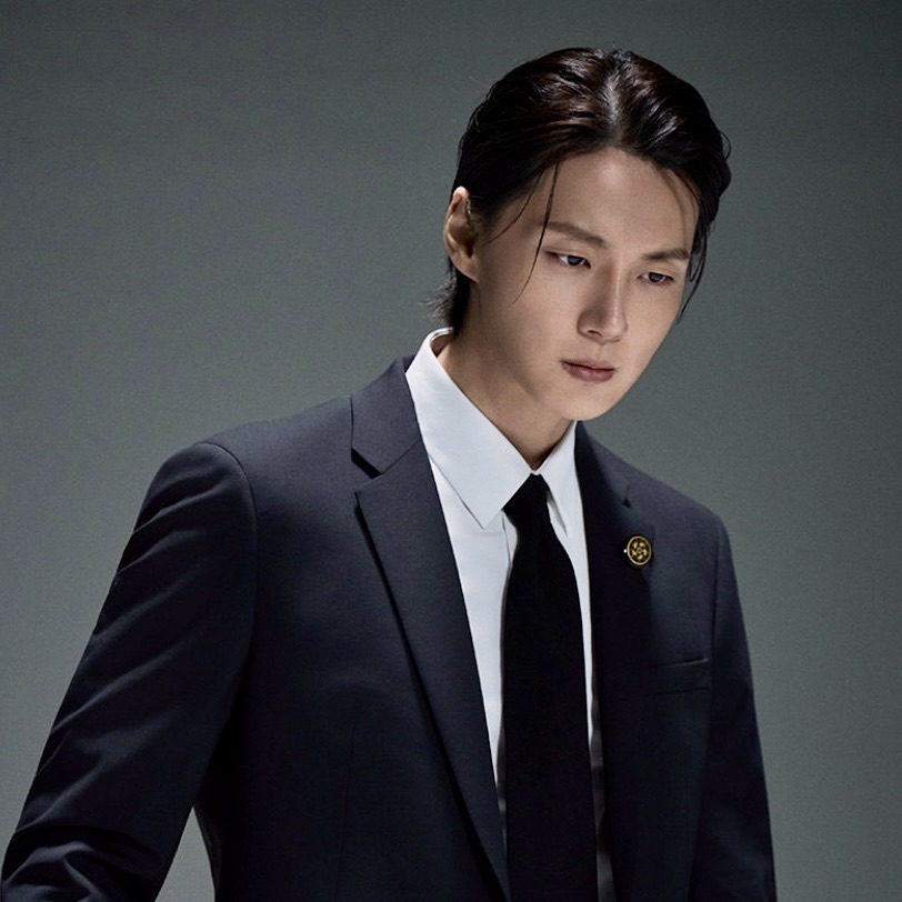 Behind-the-scenes cut of Yoon Shiyoon