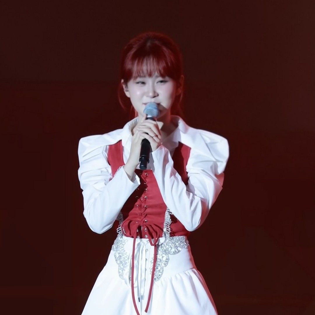 Cuplikan di balik layar dari Kim Dahyun