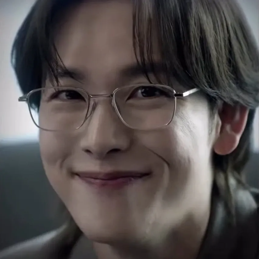 Behind-the-scenes cut of Yim Siwan