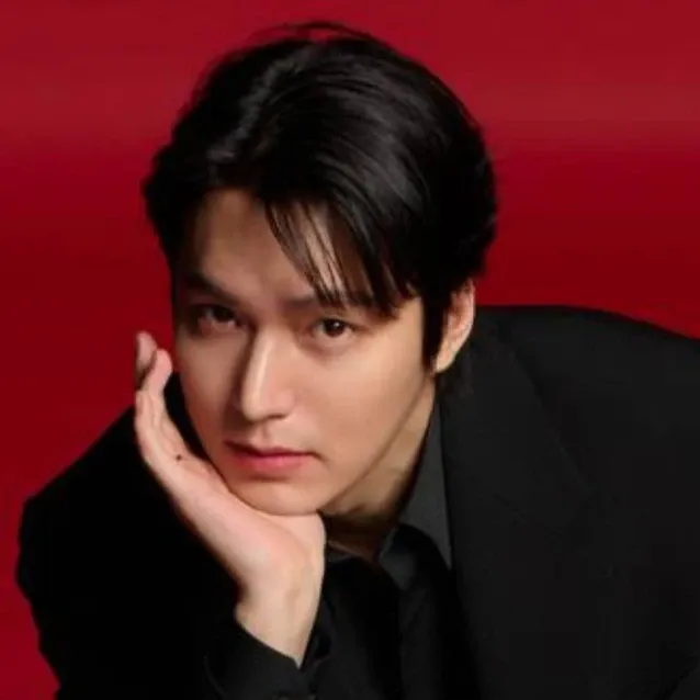Latest photo of Lee Minho