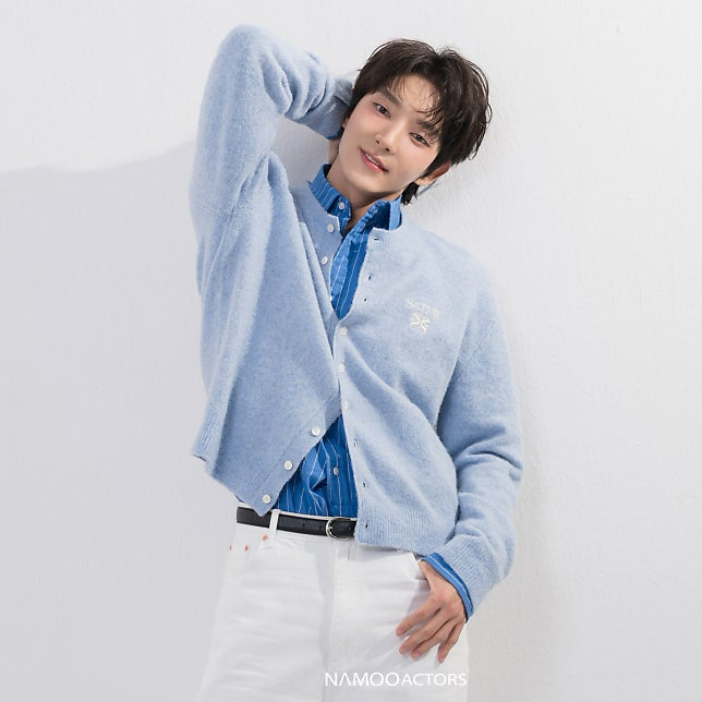 Behind-the-scenes cut of Lee Joongi