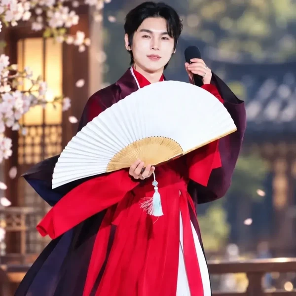 Representative photo of Kim Junsu (1991) showing their charm