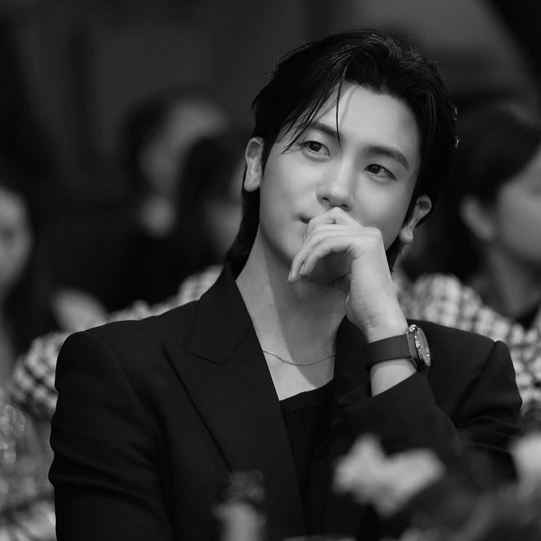 Recent activity shot of Park Hyungsik