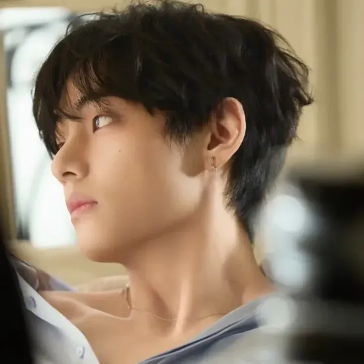 Behind-the-scenes cut of Kim Taehyung (V)