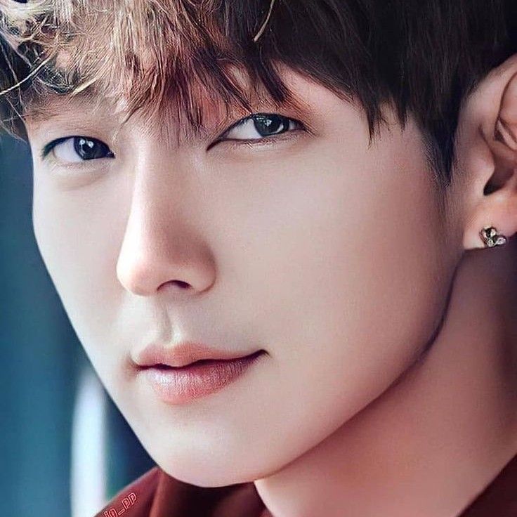 李準基的最新照片